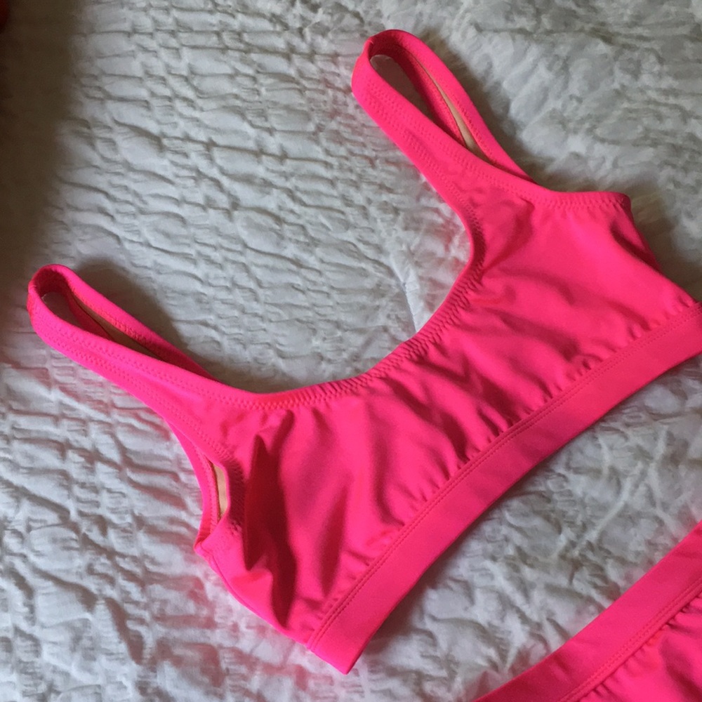 Hot Barbie Pink swimsuit - Picture 2 of 6